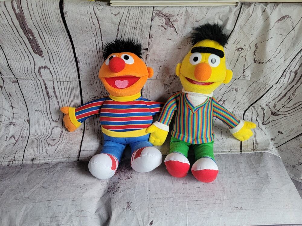 GUND Sesame Street Ernie & Bert Plush Stuffed Toys 2016 12in